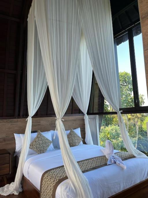 Tori Klumpu, 3 Bedroom Artistic Villa, Dual Views Near Ubud Badung  Dış mekan fotoğraf